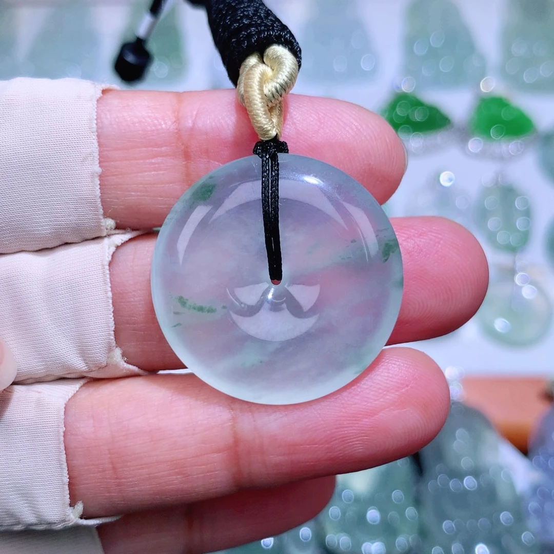 翡翠未镶嵌颈饰扣子
