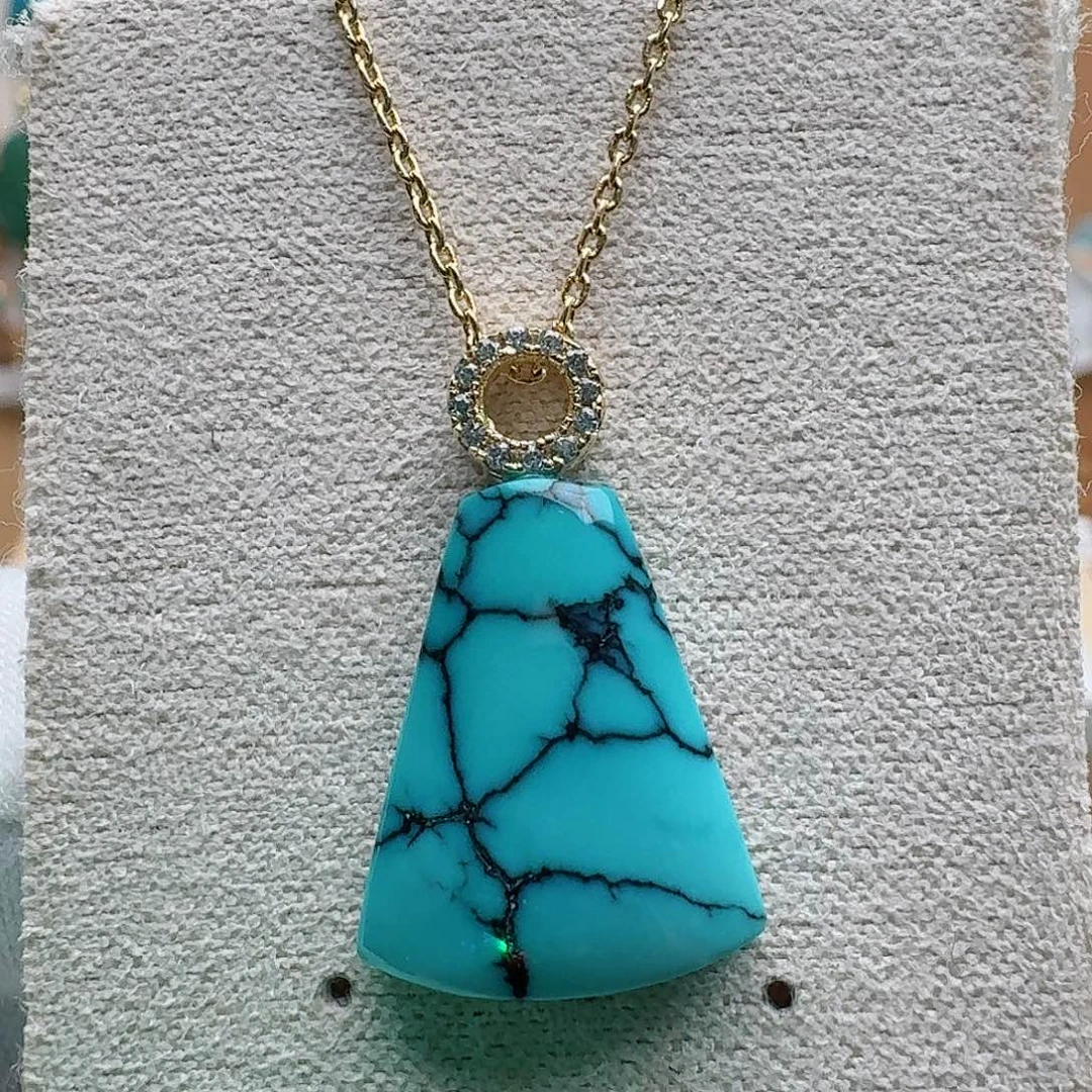 绿松石未镶嵌配饰