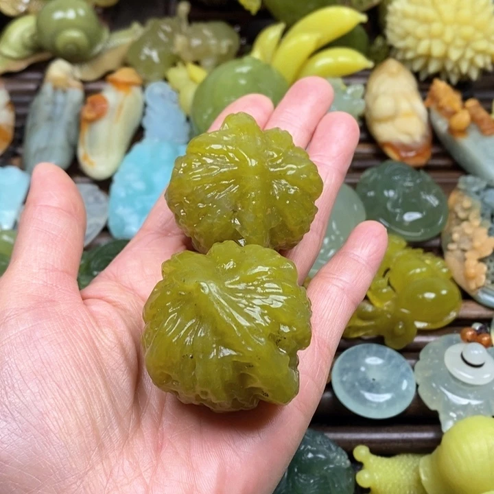 蛇纹石玉手把未镶嵌