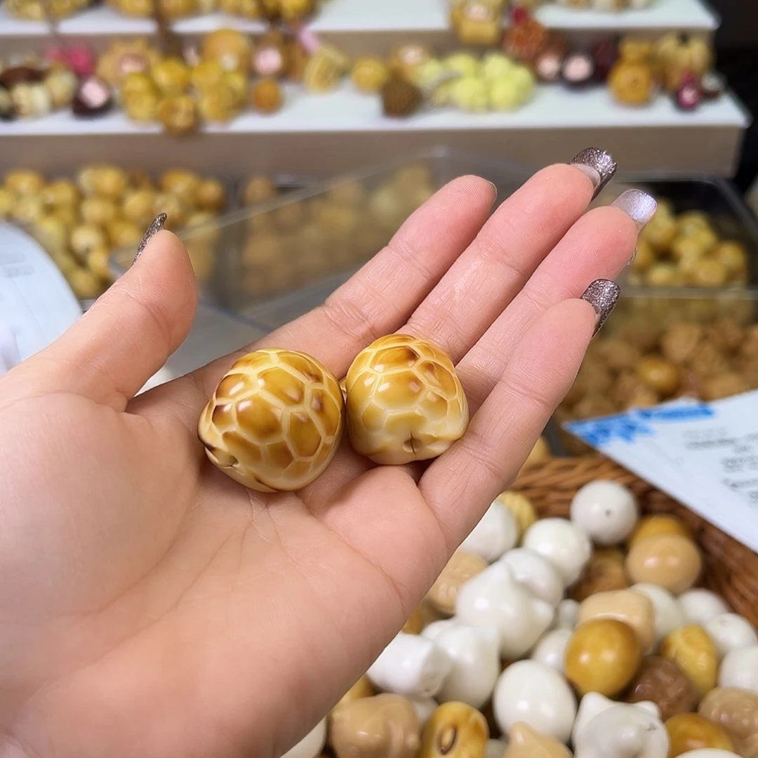 菩提根/象牙果吊坠R*·瑕疵炭烧富甲2颗孔道有裂