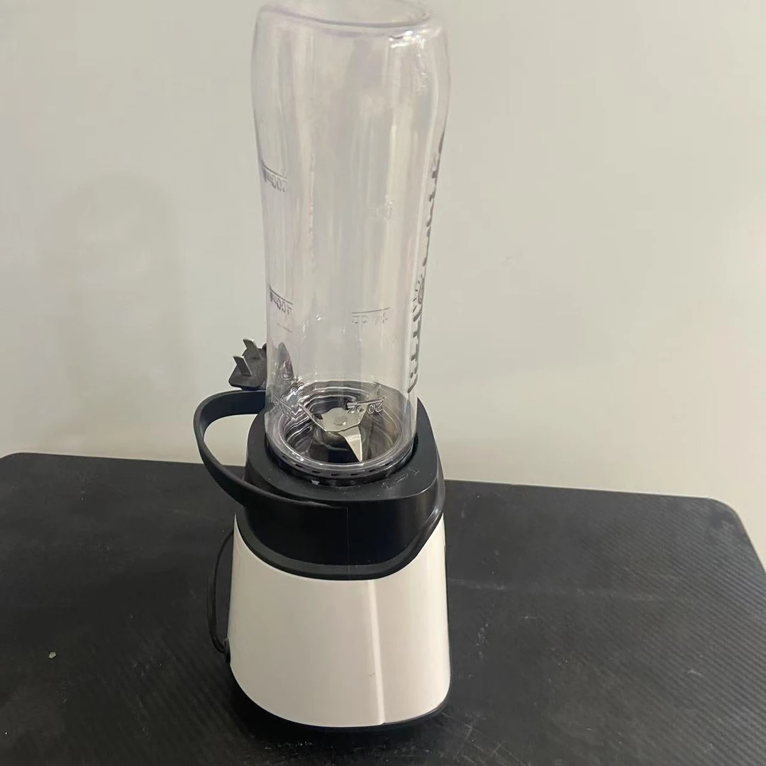 破壁机家用多功能迷你破壁料理机榨汁搅拌豆浆辅食D8