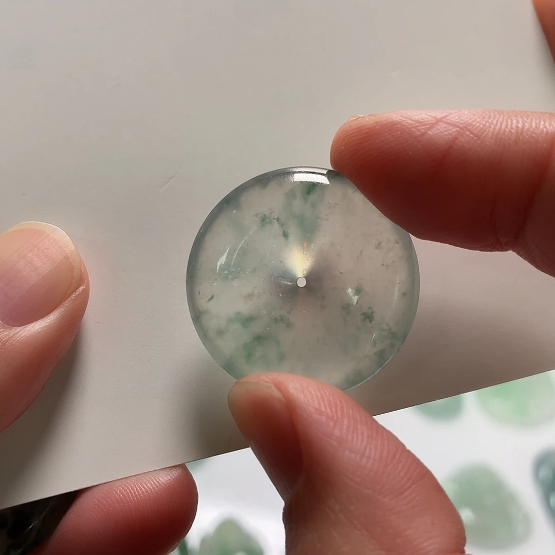 翡翠未镶嵌颈饰缅甸翡翠A货高冰飘蓝花平安扣
