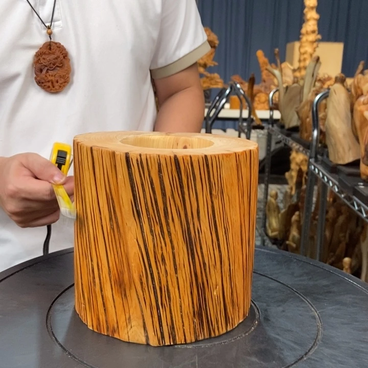 柏木（崖柏）随型摆件