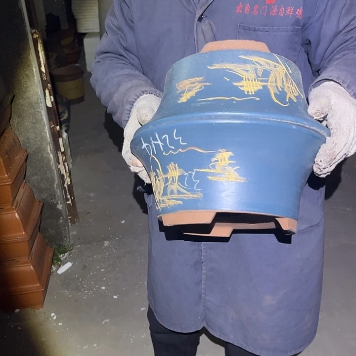 紫砂花盆紫砂花盆和小