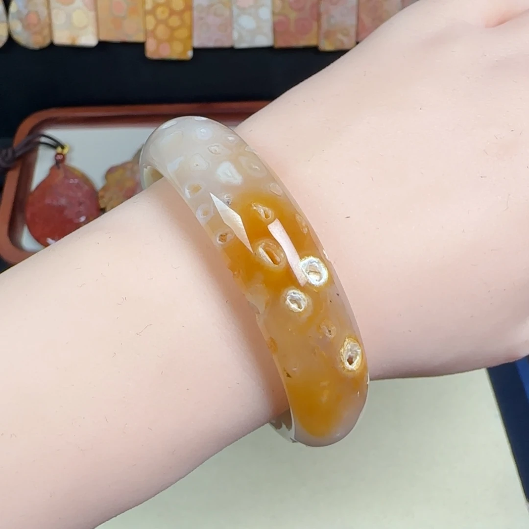 未镶嵌手链硅化玉55.5圈共生