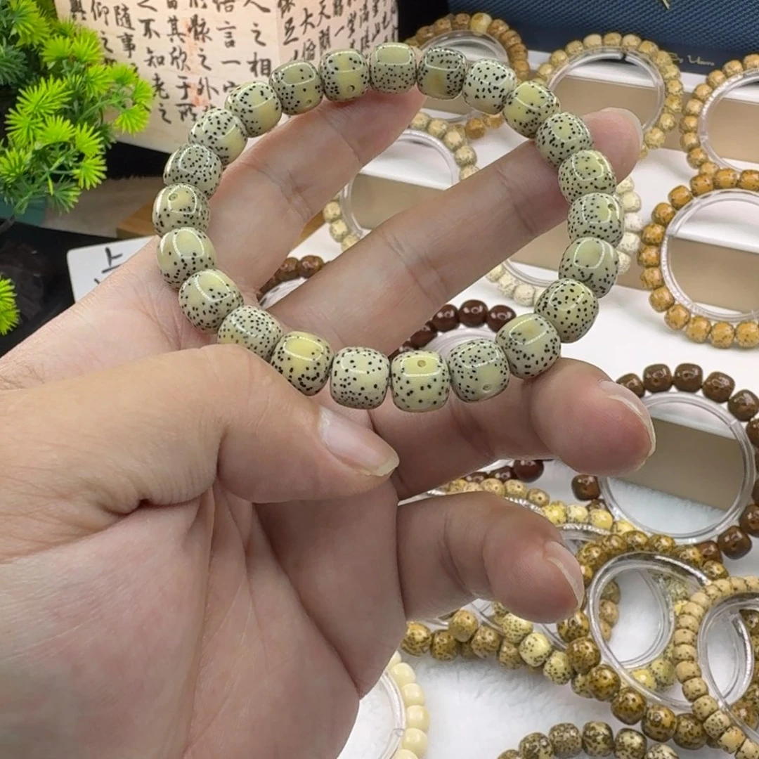 予***安手串星月菩提海南原生态通体留白