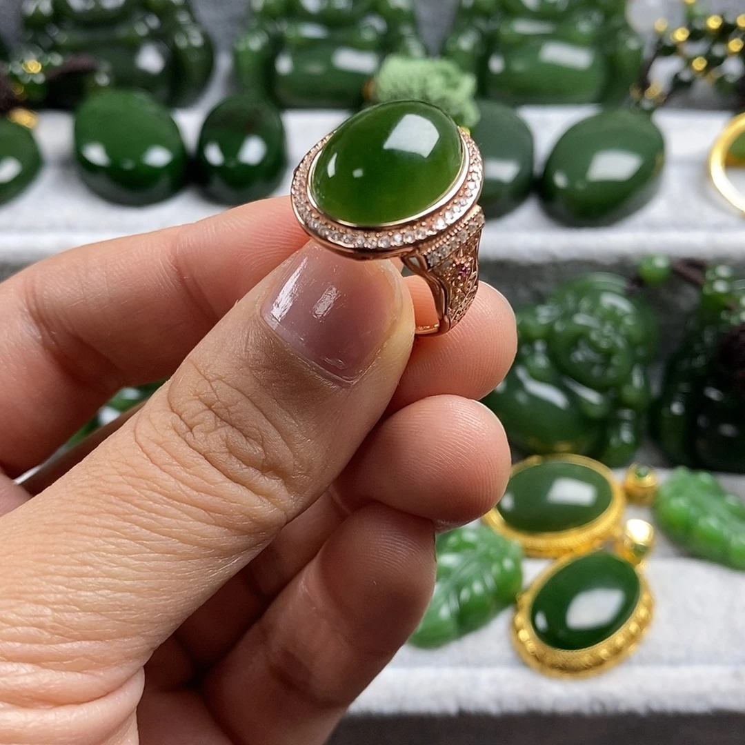 和田玉（碧玉）未镶嵌颈饰