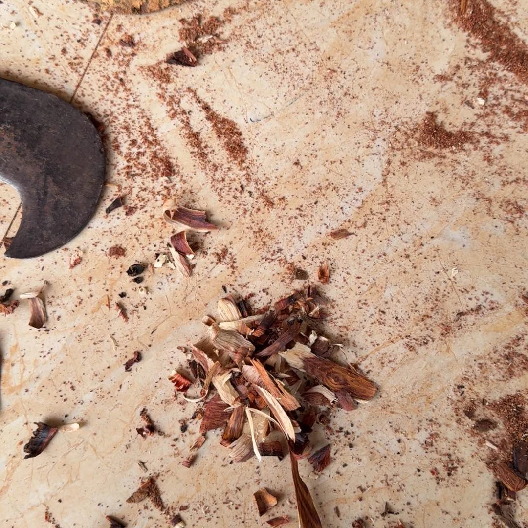 小***弟海南，海北飞灰尘。甘受商于仪诳楚