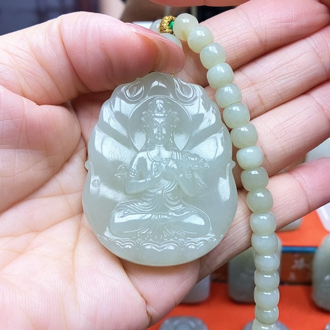 和田玉未镶嵌颈饰走**界