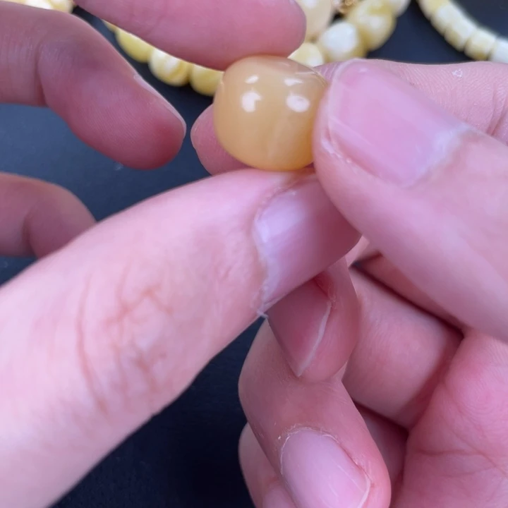 琥珀裸石未镶嵌天然4