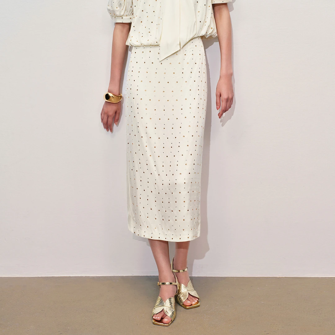 精致华丽风立体感波点烫钻半裙直筒半身裙