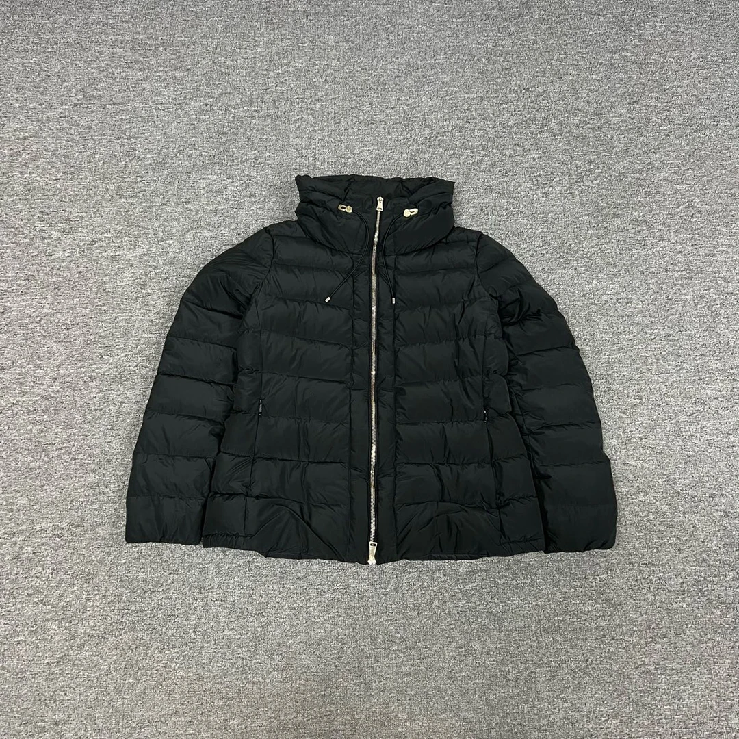 99新 AMIPARIS 蒙口轻薄羽绒服 3码