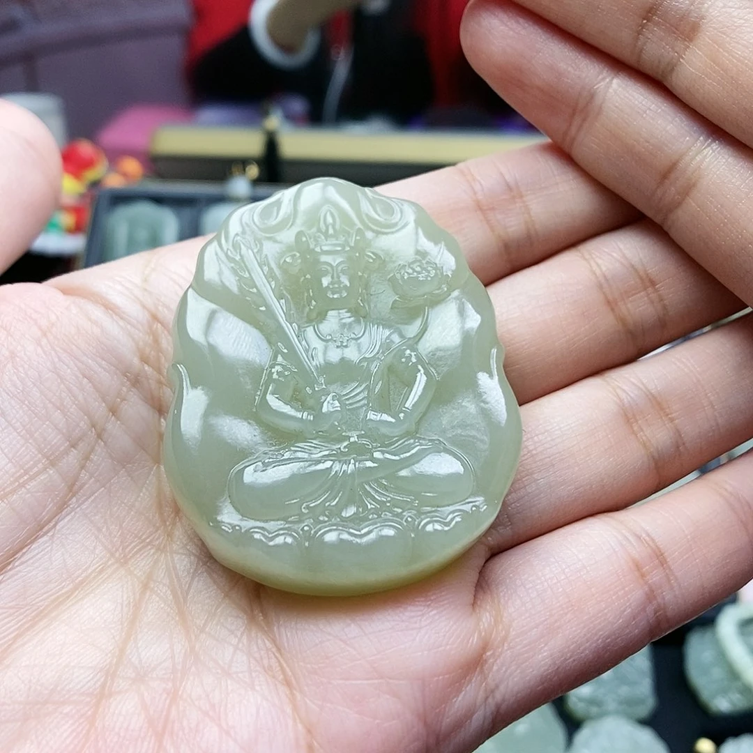 和田玉颈饰未镶嵌杨*学