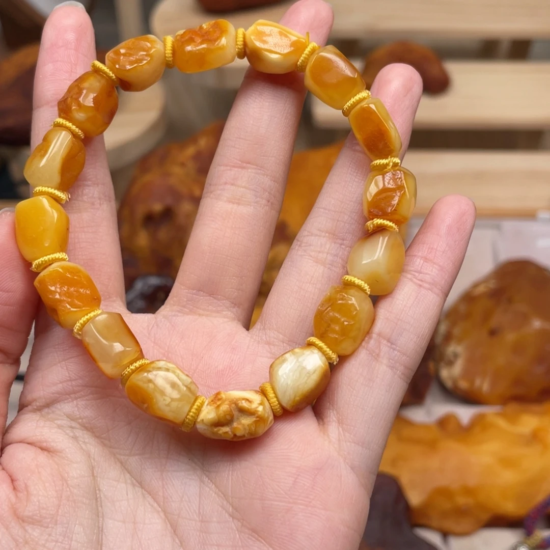 程***金未镶嵌琥珀珠宝奇石