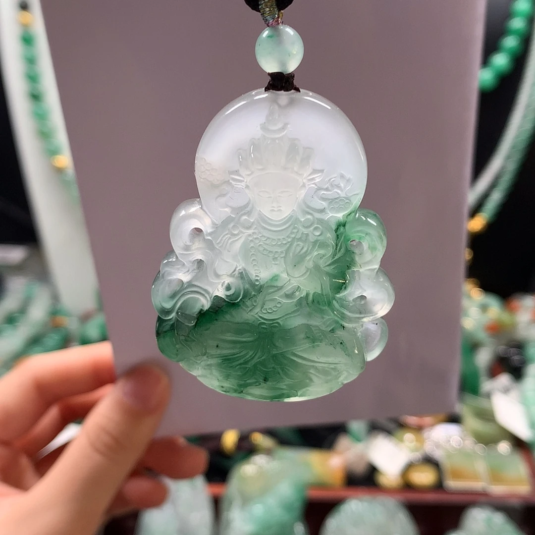石英质玉未镶嵌吊坠