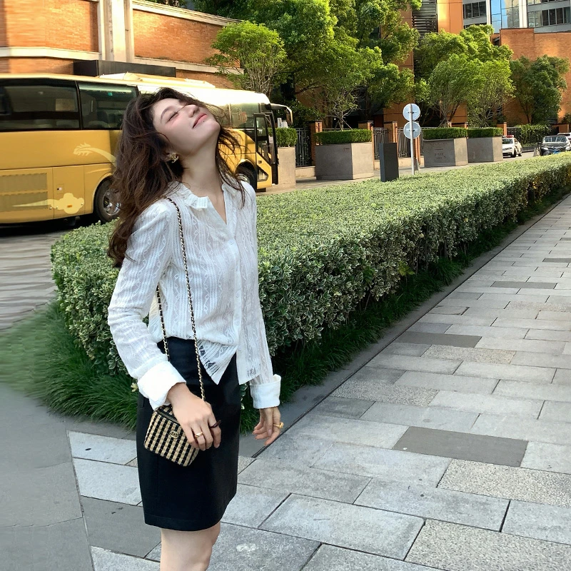 【ALONE SAVOR】龍喜儿 嗲系蕾丝杀 娃娃领镂空网纱针织衫Z780