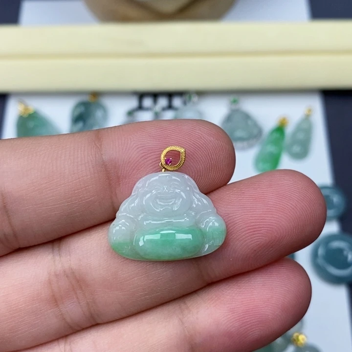 吊坠(赠链)18K金镶嵌翡翠佛公