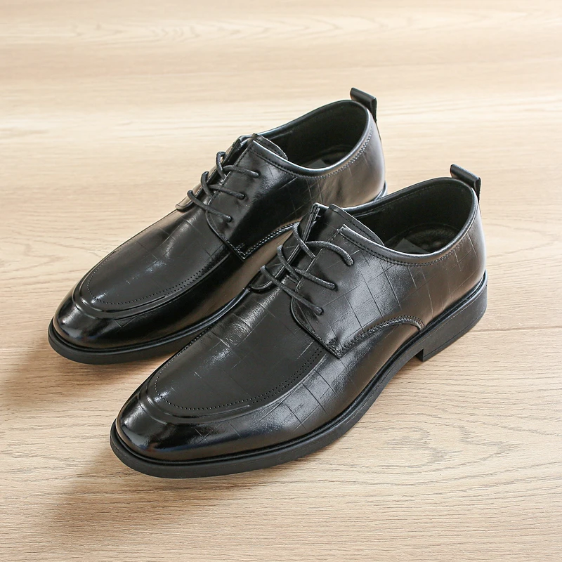 头层牛皮撤柜男鞋皮鞋男真皮压花按摩底不臭脚系带商务正装鞋
