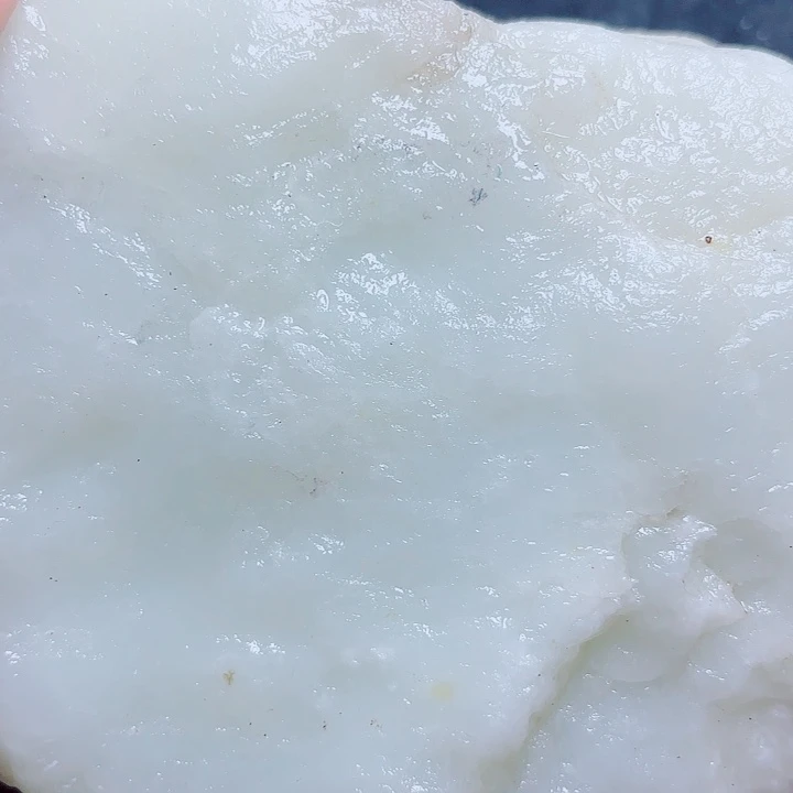 和田玉（糖玉）未镶嵌珠宝奇石