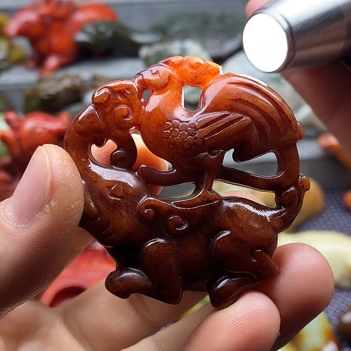 未镶嵌蛇纹石玉颈饰