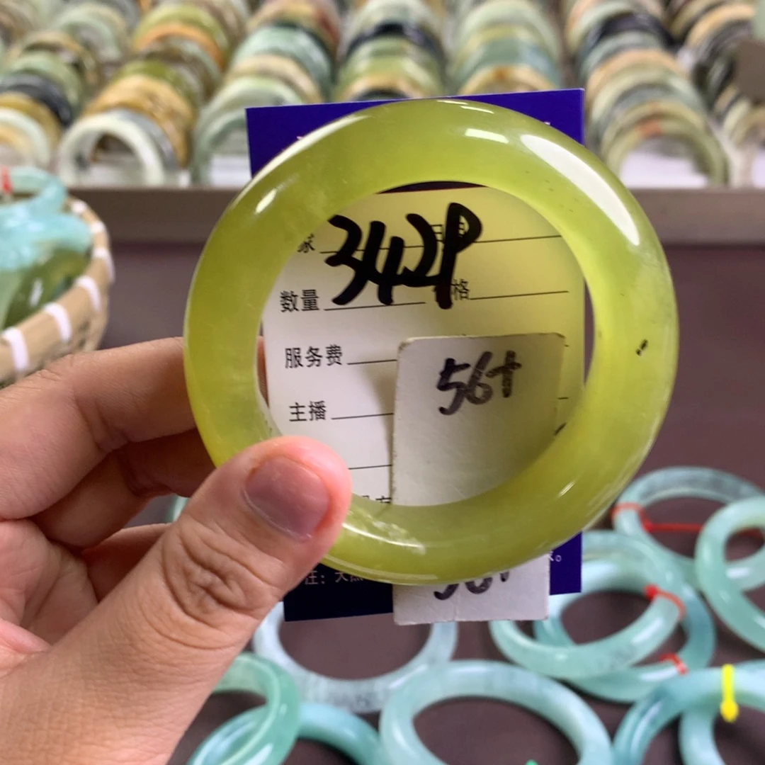 蛇纹石玉未镶嵌手镯3429