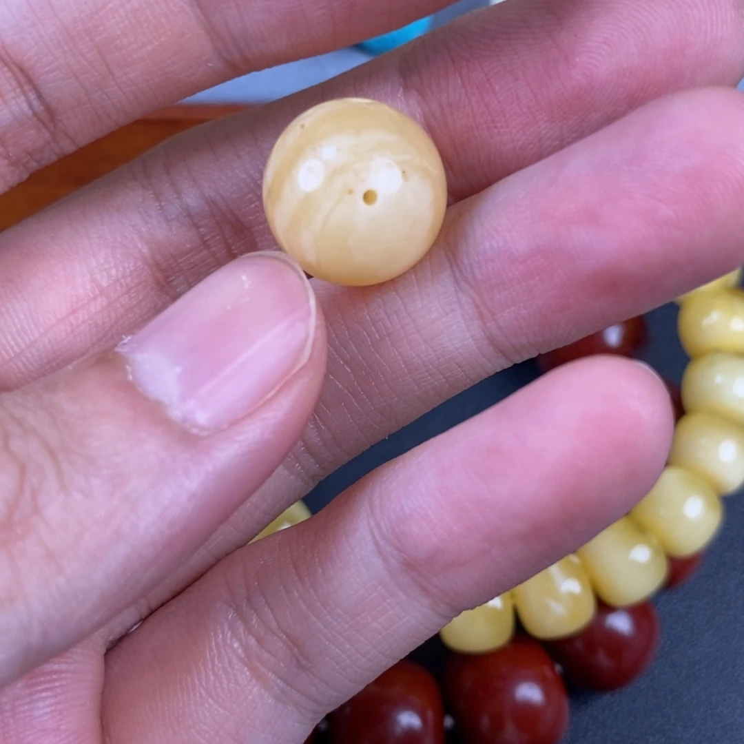 琥珀未镶嵌裸石微瑕53