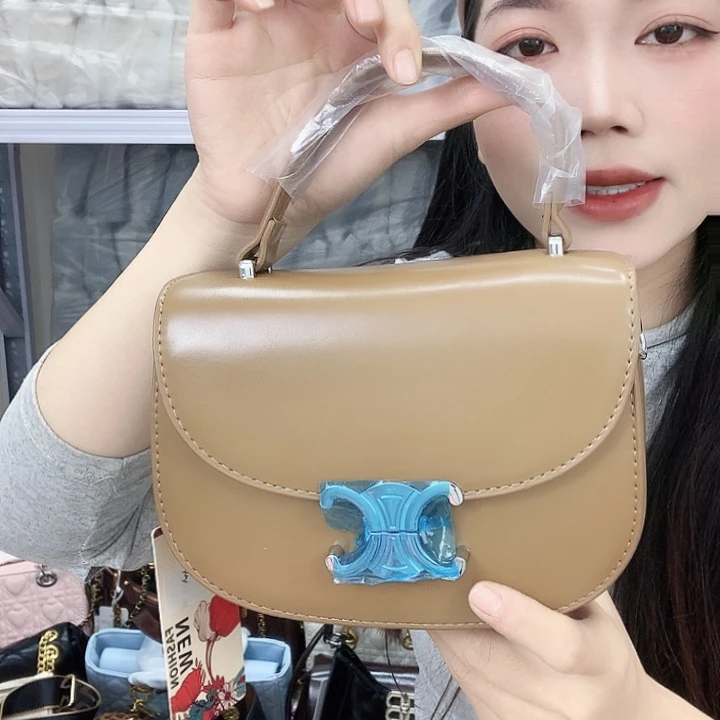 小牛皮（革）牛剖层皮革牛皮（革）