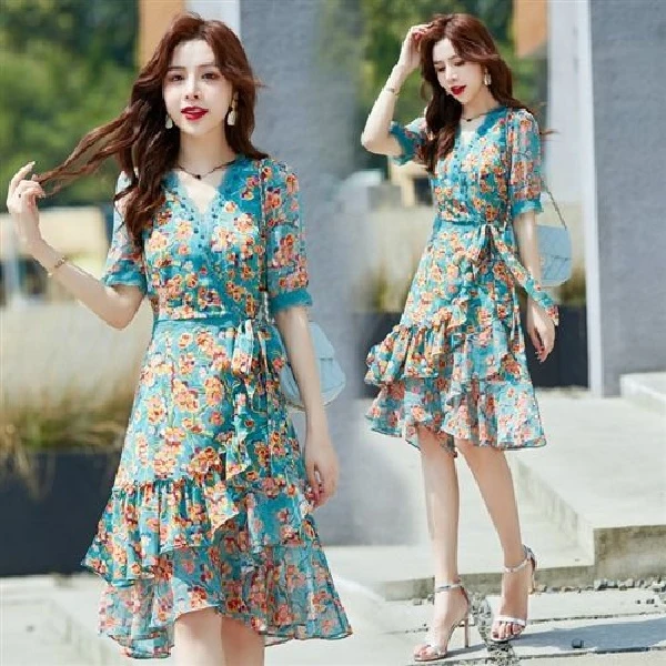 2025夏新款时尚气质优雅V领不规则裙摆修身显瘦系带收腰连