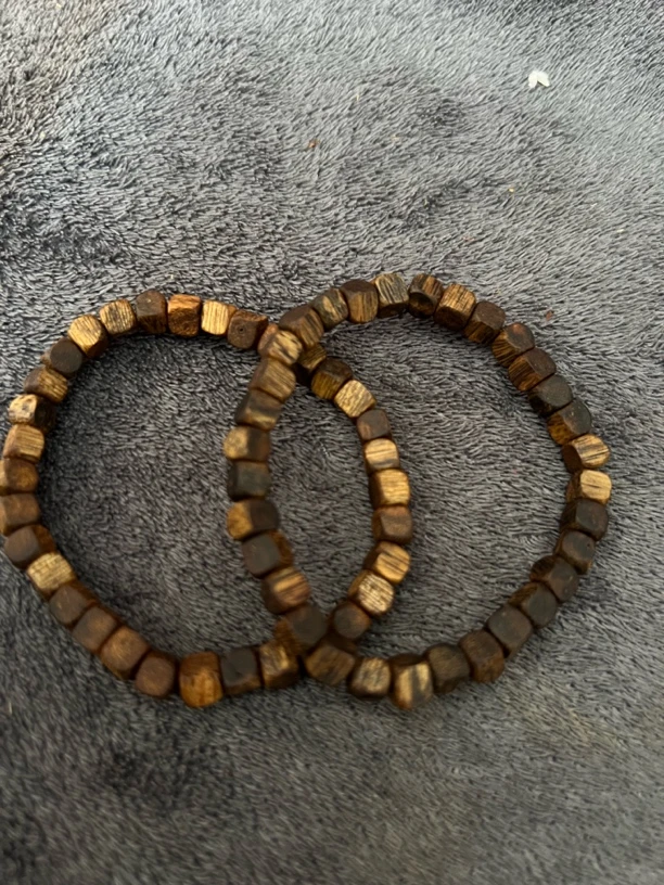 JZ005-沉香手串单圈方糖珠多样性发1