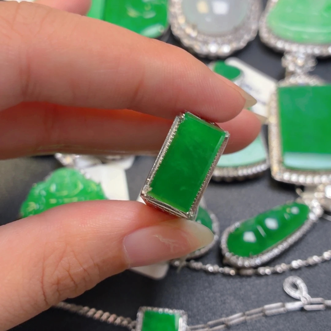 翡翠银S925镶嵌颈饰