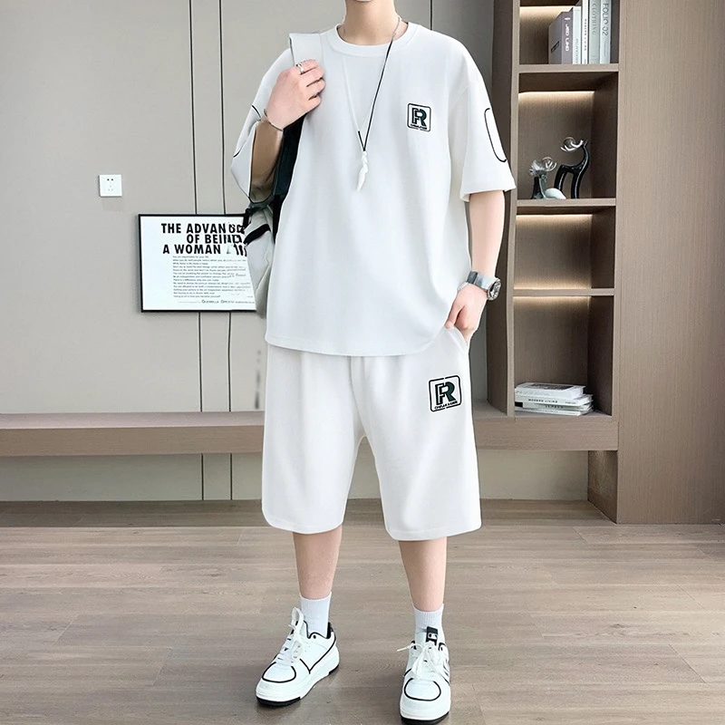 夏季新款宽松薄款短袖T恤休闲运动套装男男士短裤搭配帅气一整套