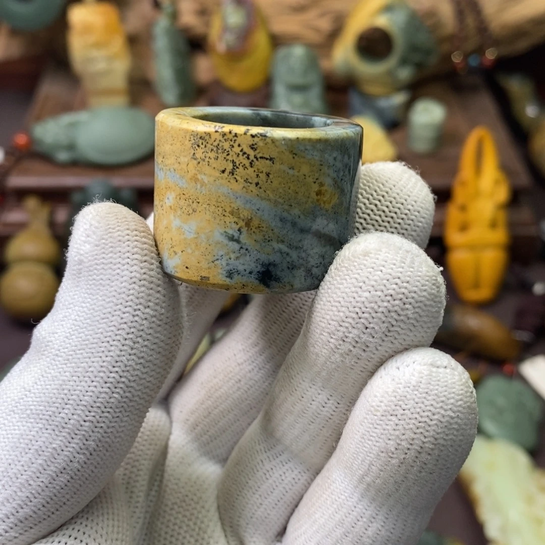 岫岩河磨玉（透闪石质玉）未镶嵌挂件