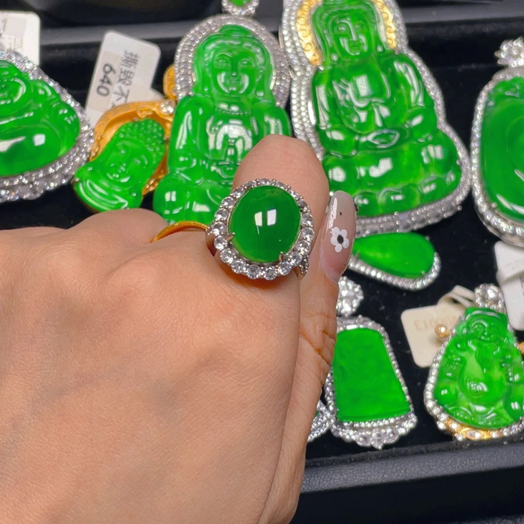 翡翠未镶嵌吊坠(不含链)