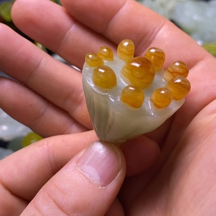 岫玉未镶嵌岫玉颈饰