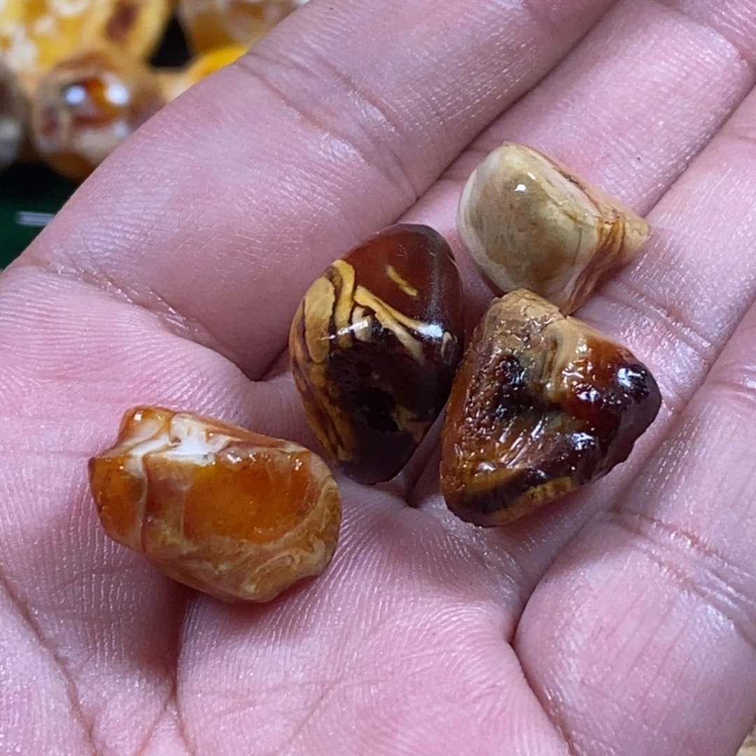 定制琥珀未镶嵌之**它