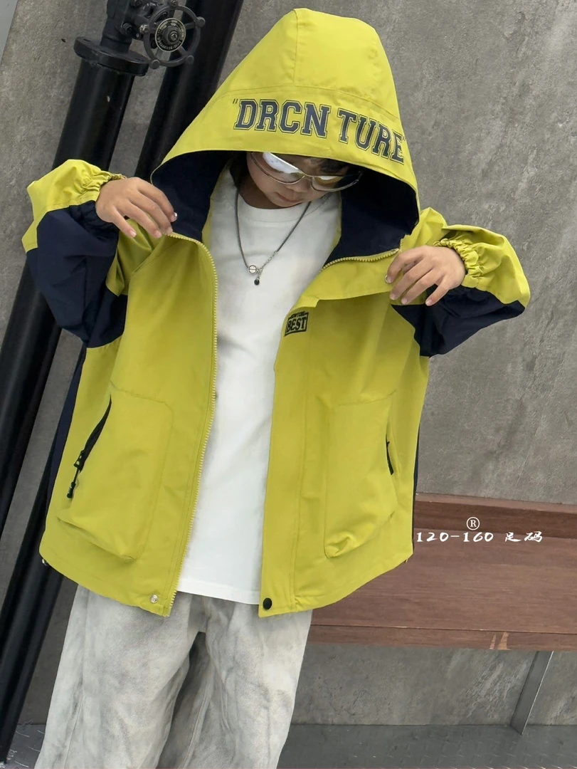 【新疆包邮】春季新款冲锋衣外套F103