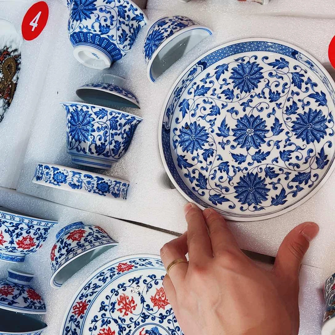 小*孩哈哈喜欢电话或大或小好多好好电话大喊大叫