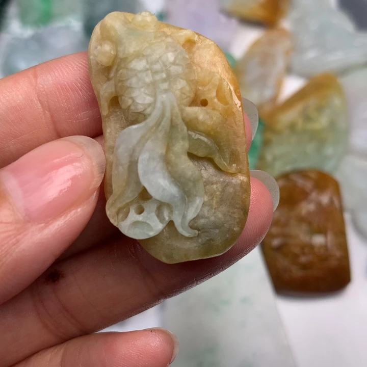 定制翡翠未镶嵌翡翠