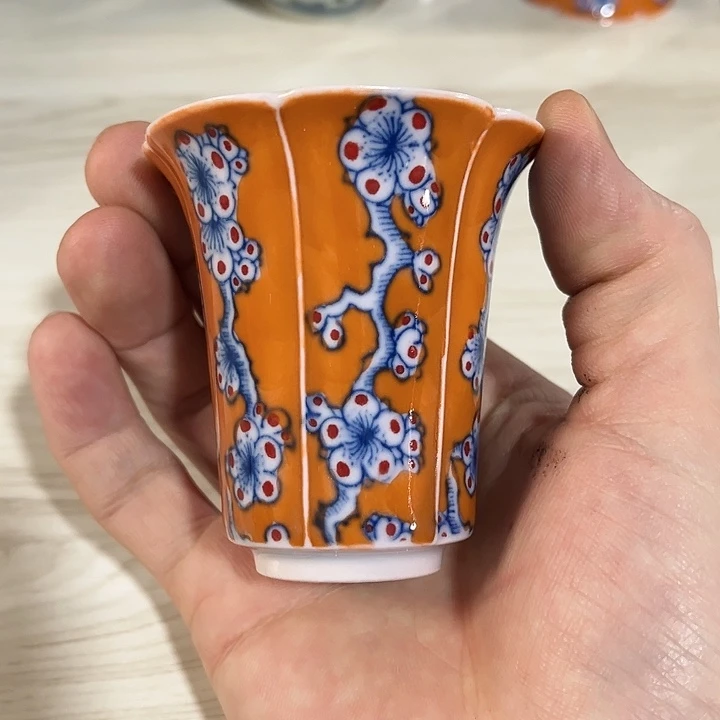 瓷片//////景德镇陶瓷杯子。红。
