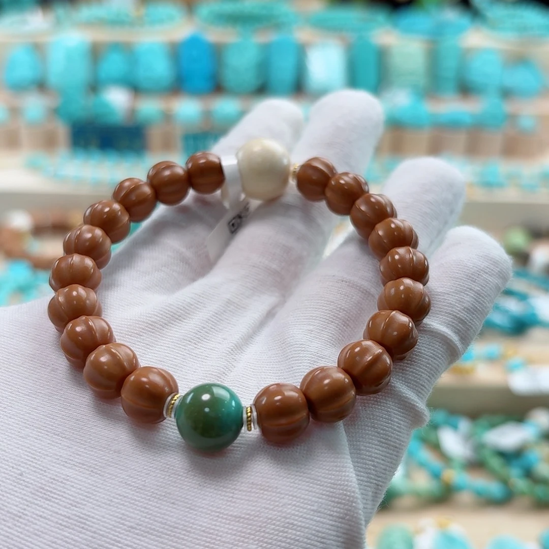 绿松石18K金镶嵌珠宝奇石