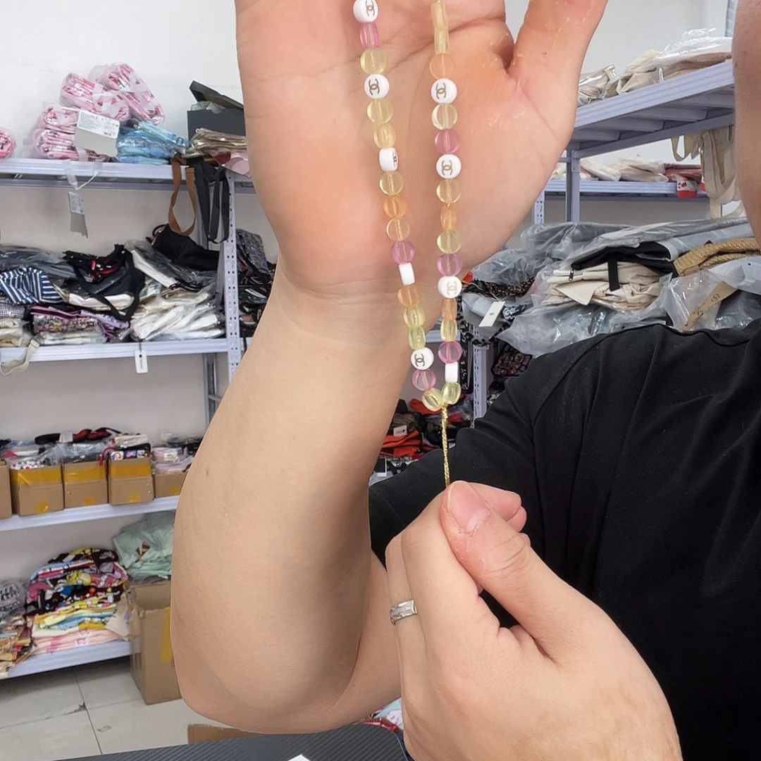 PU化妆包等各种产品的