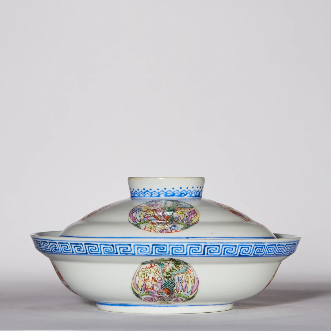 4334清光绪·粉彩团龙凤折沿盖碗【古董拍卖】