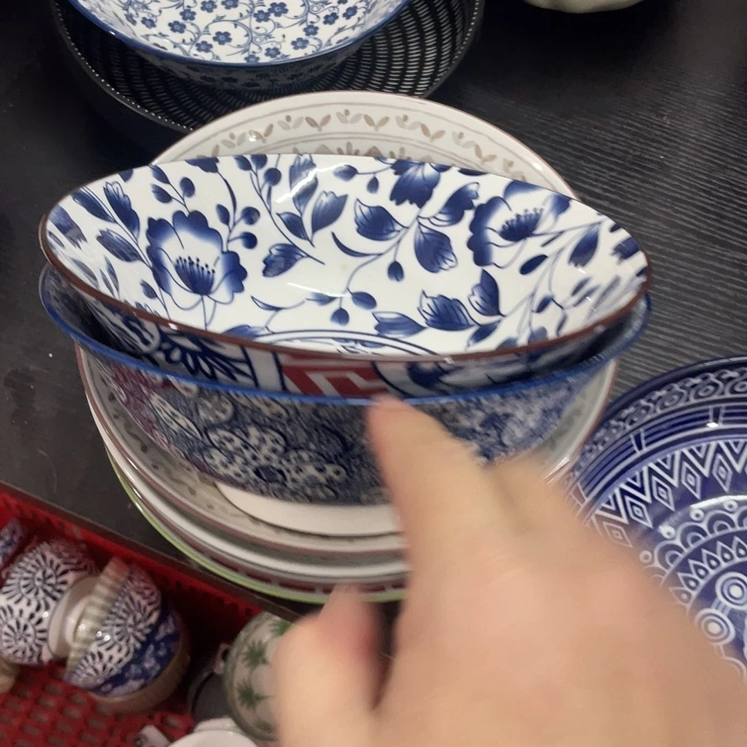 瓷    8寸温佩家 数量是2