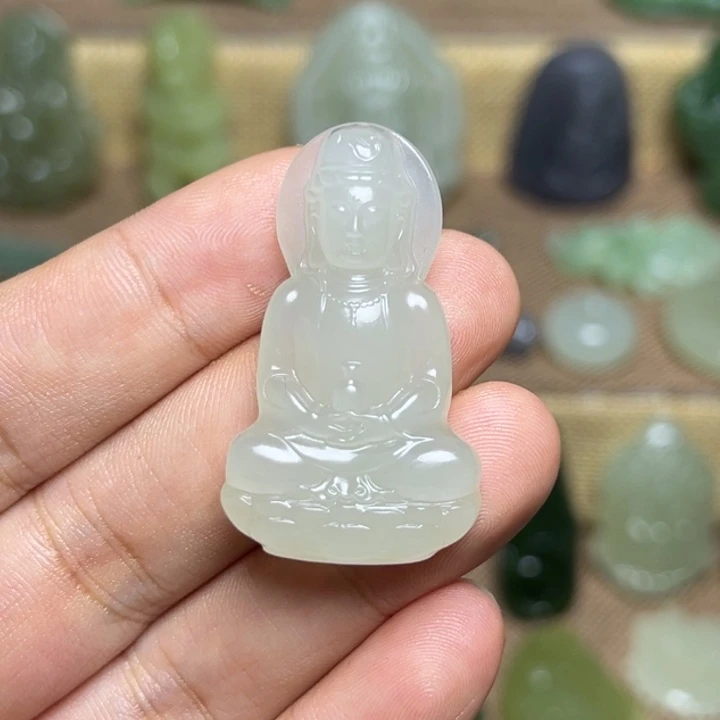 颈饰未镶嵌和田玉