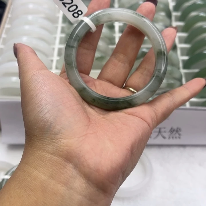 未镶嵌手镯石英岩玉3208