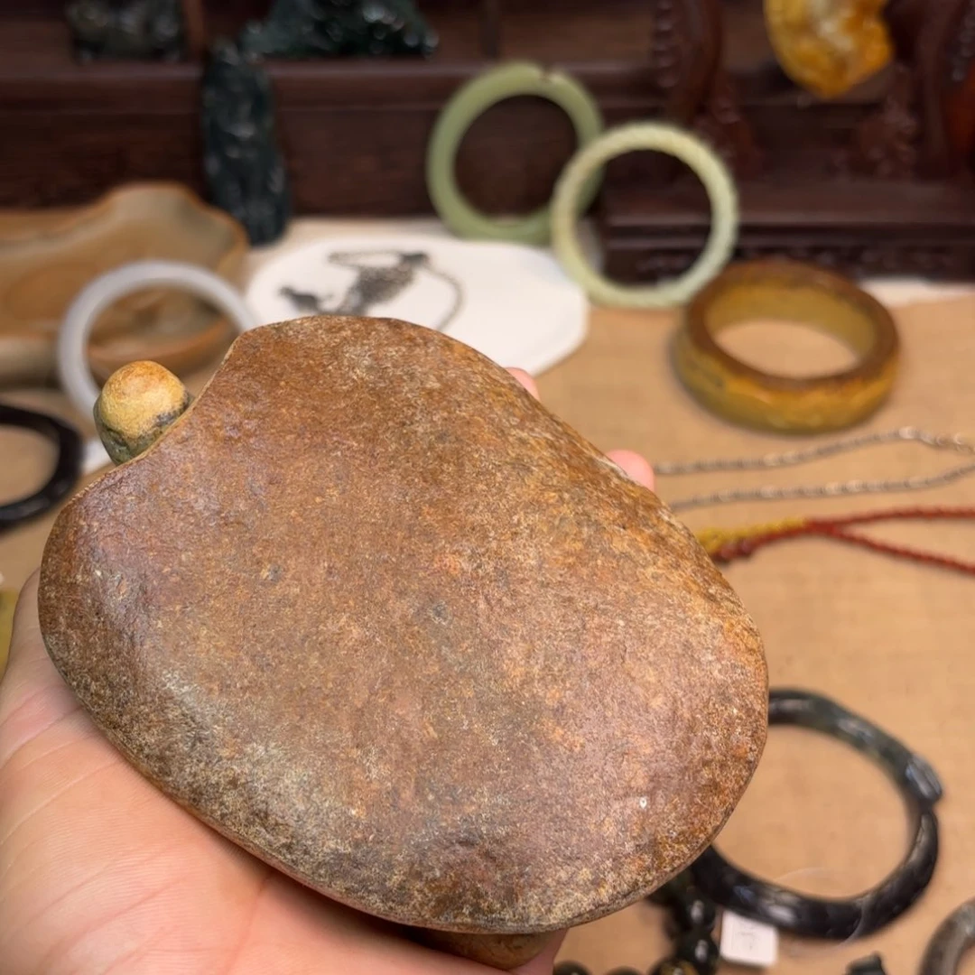 岫岩河磨玉（透闪石质玉）颈饰未镶嵌?****?