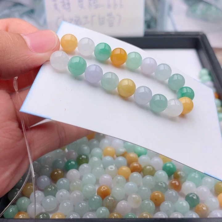 用***_翡翠未镶嵌手链多样性