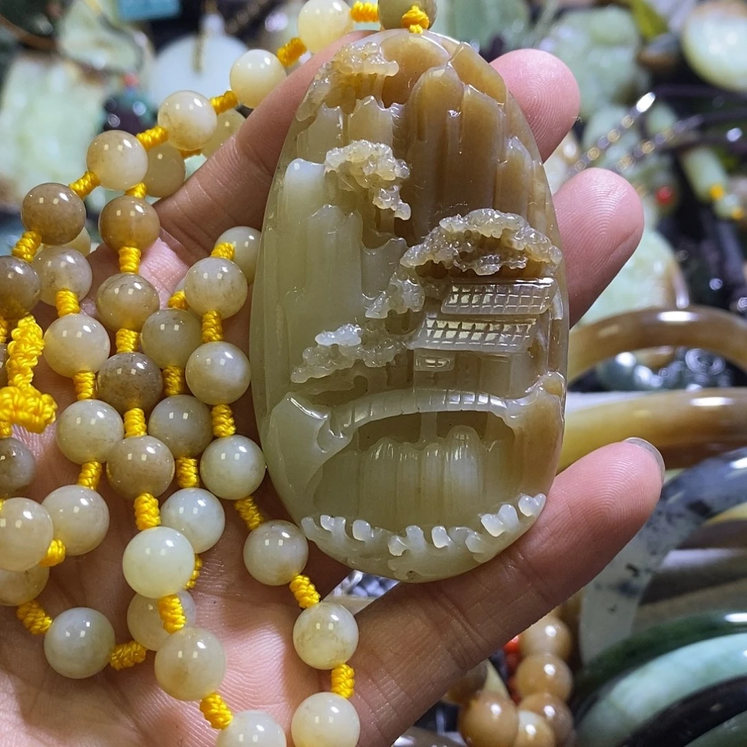 和田玉未镶嵌颈饰