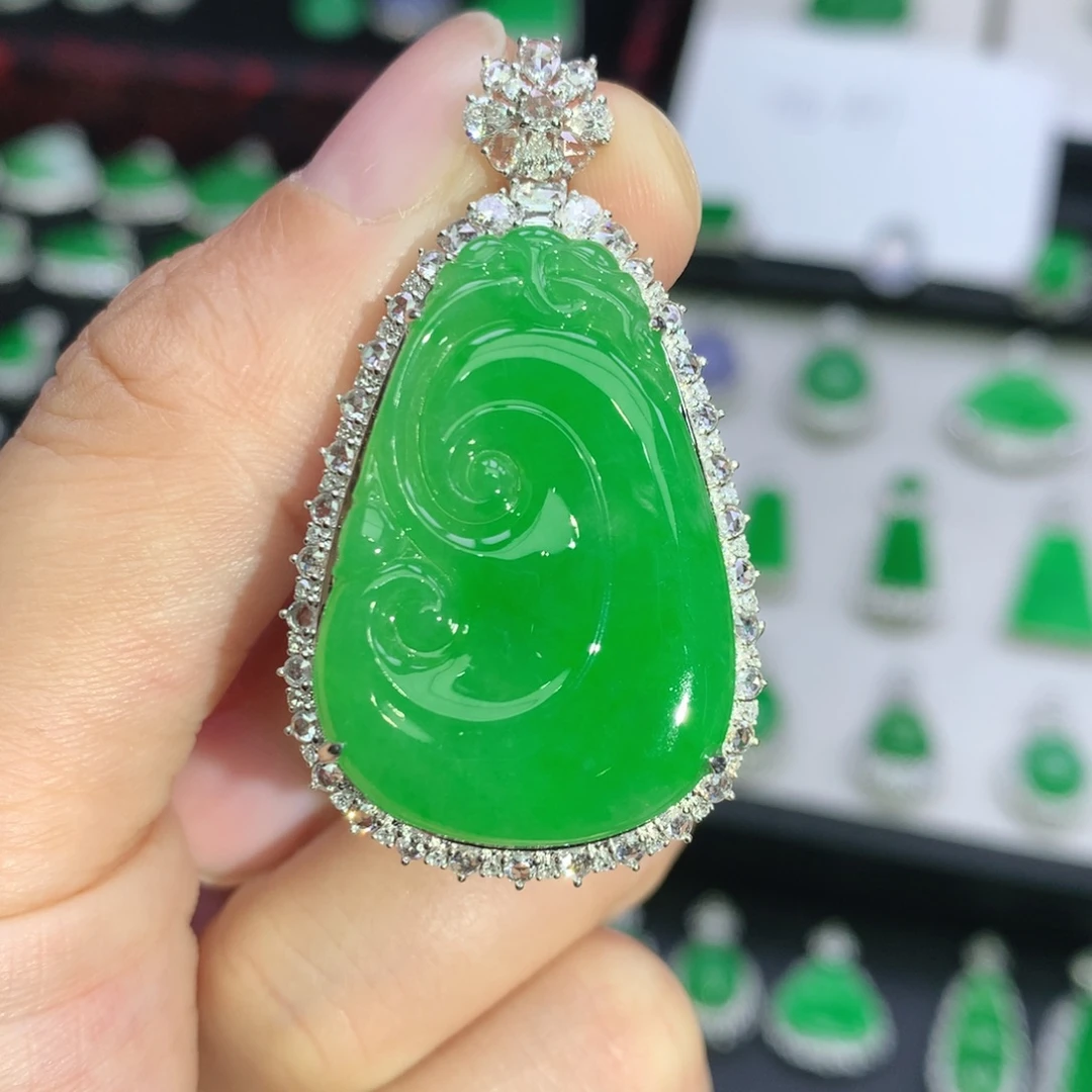 翡翠18K金镶嵌吊坠(不含链)