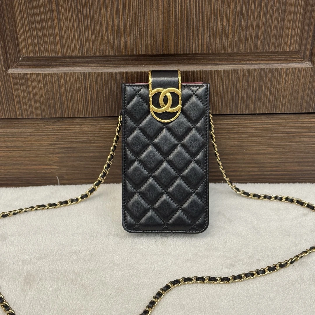95新 Chanel/香奈儿 Chanel香奈儿22B黑金手机包